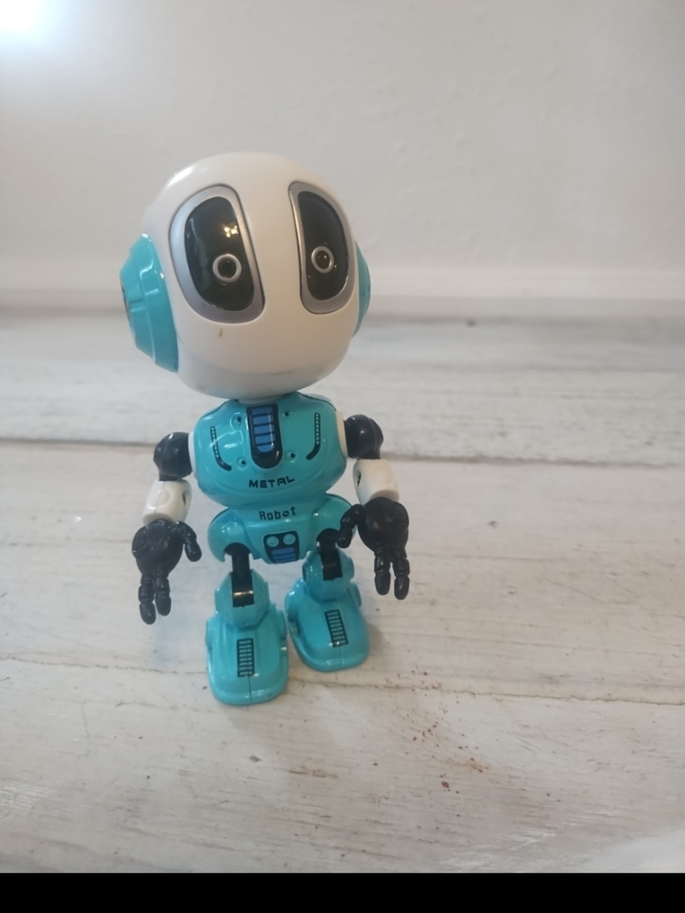 Dittos Blue White Robot Action Figure Toy